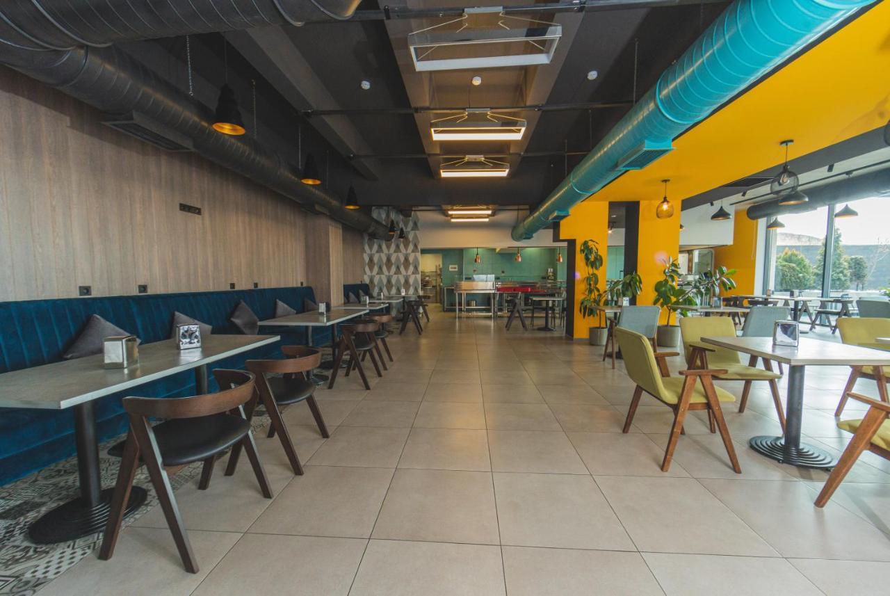 4Guest Hotel Yerevan Bagian luar foto