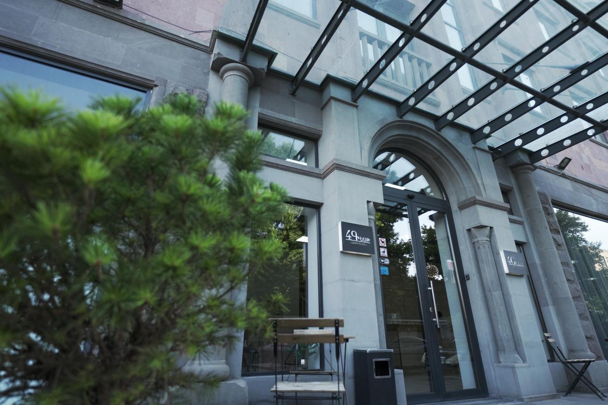 4Guest Hotel Yerevan Bagian luar foto
