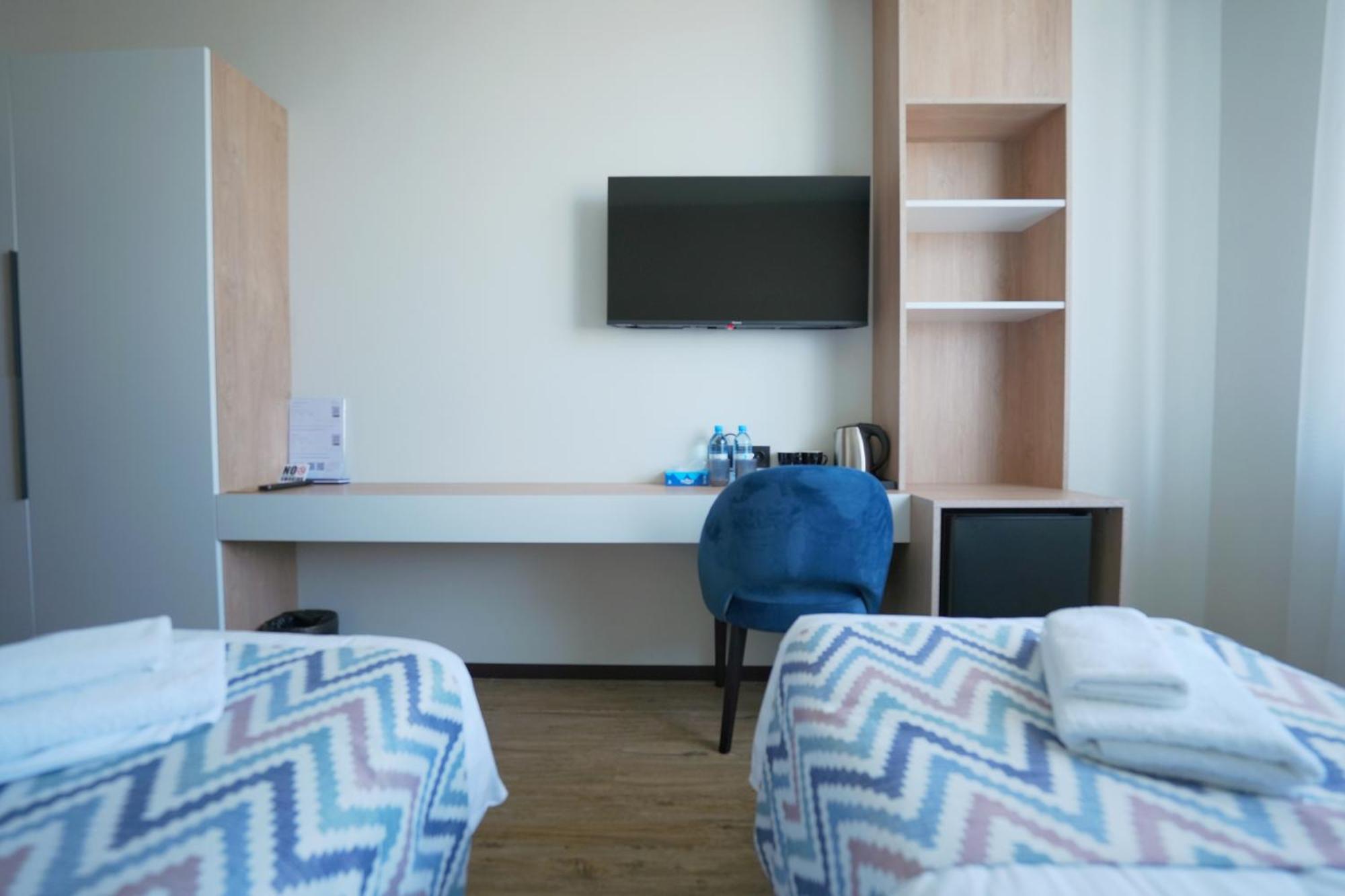 4Guest Hotel Yerevan Bagian luar foto