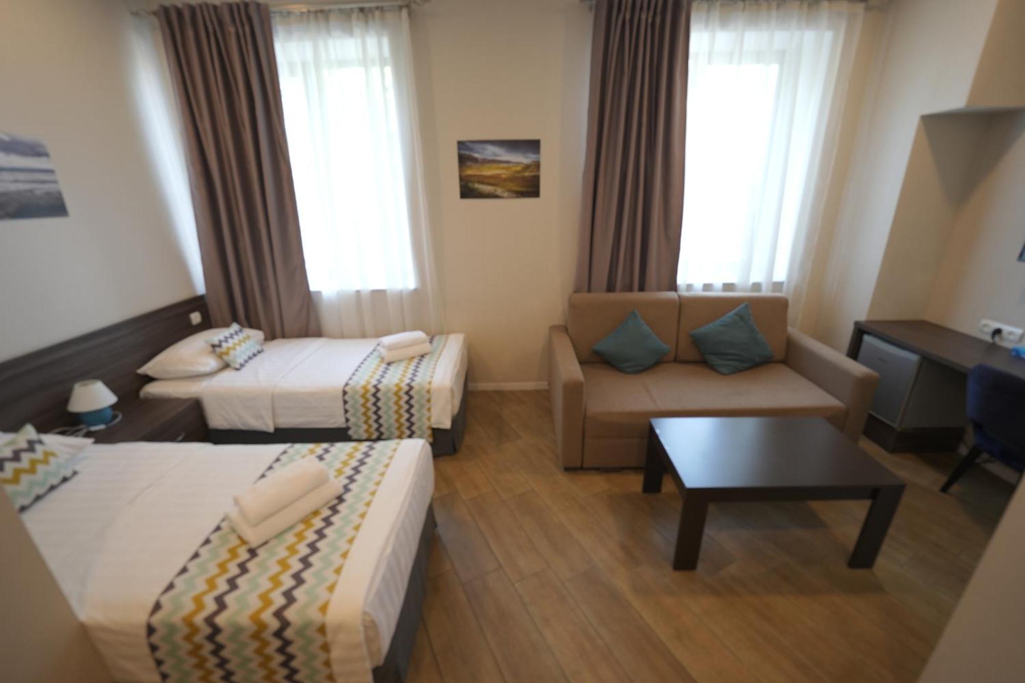 4Guest Hotel Yerevan Bagian luar foto