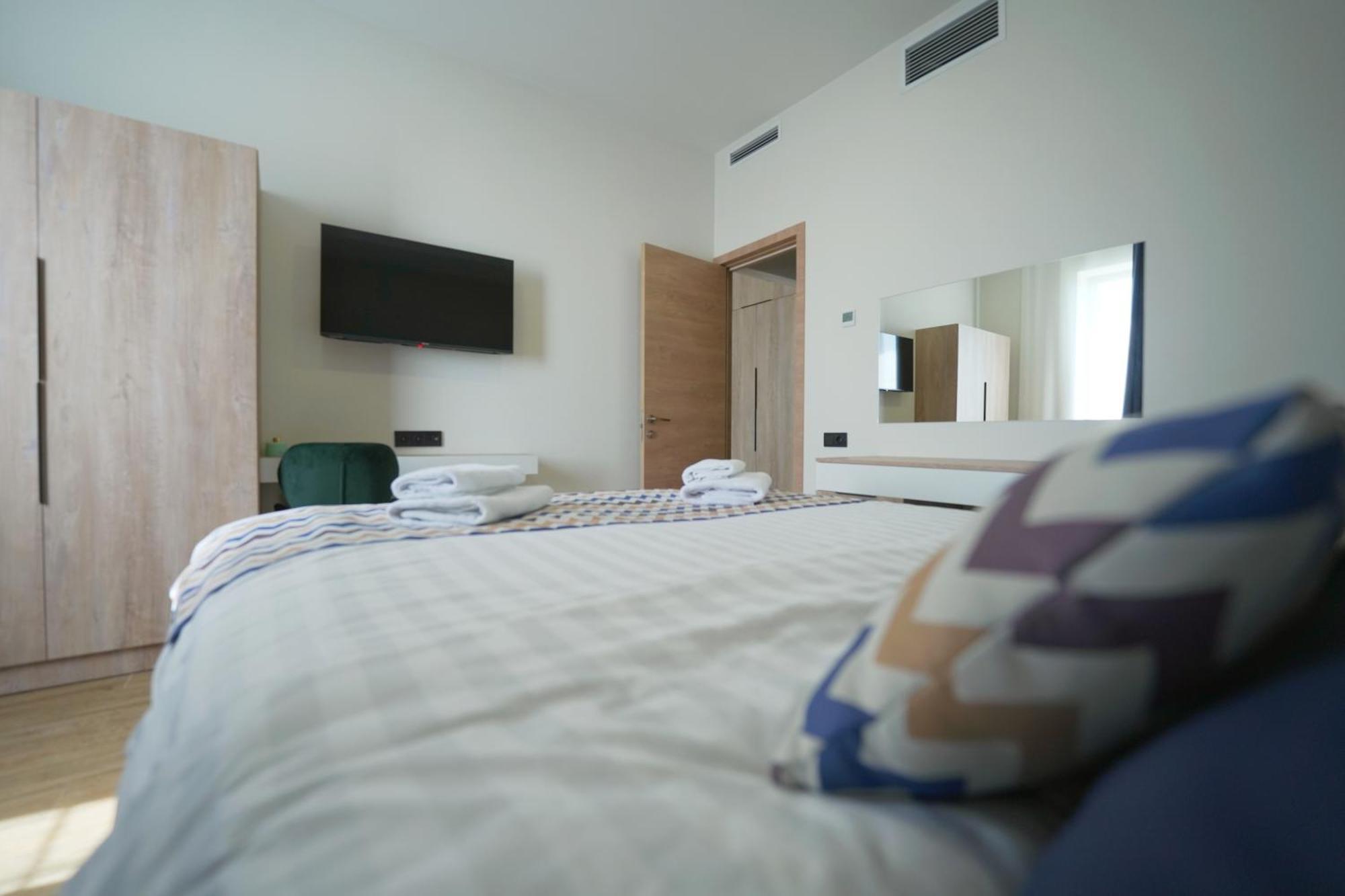 4Guest Hotel Yerevan Bagian luar foto