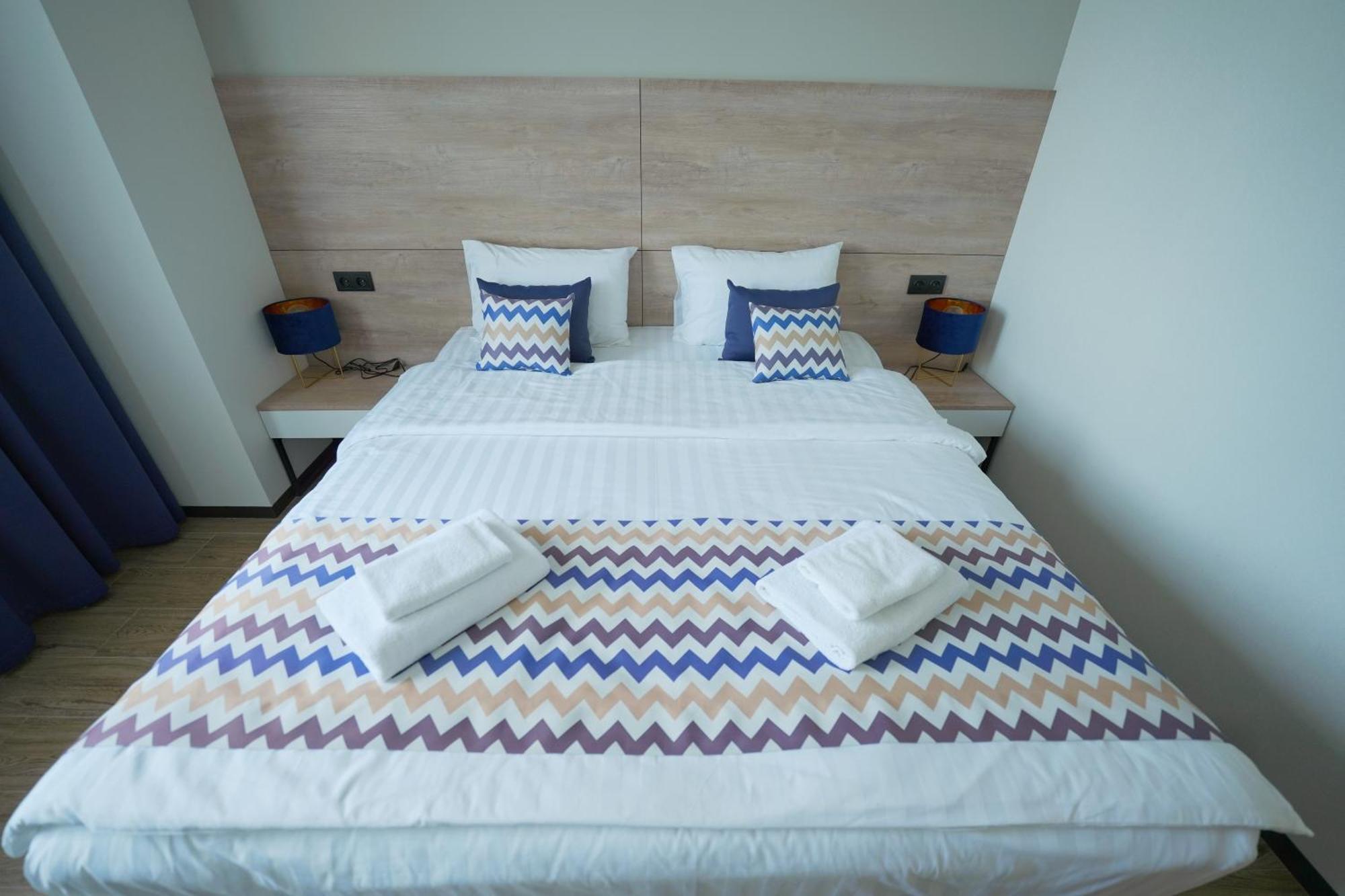 4Guest Hotel Yerevan Bagian luar foto