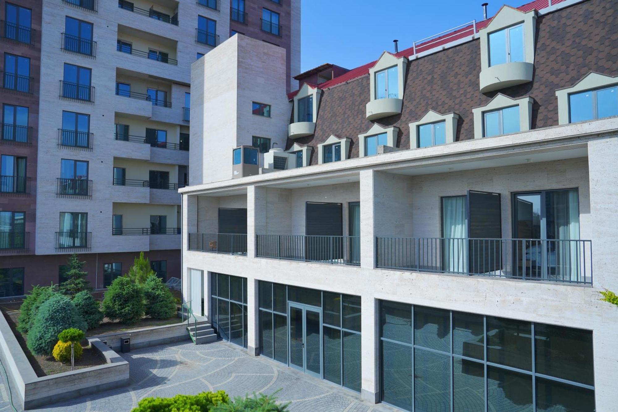4Guest Hotel Yerevan Bagian luar foto